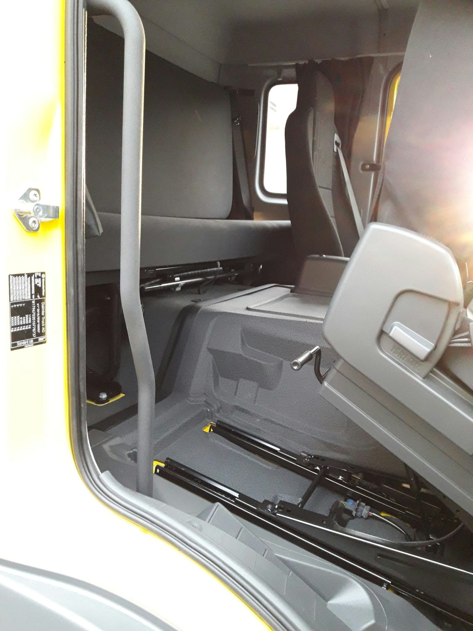 Pomoc drogowa platforma hydrauliczna Mercedes-Benz Atego 1223 – widok 14