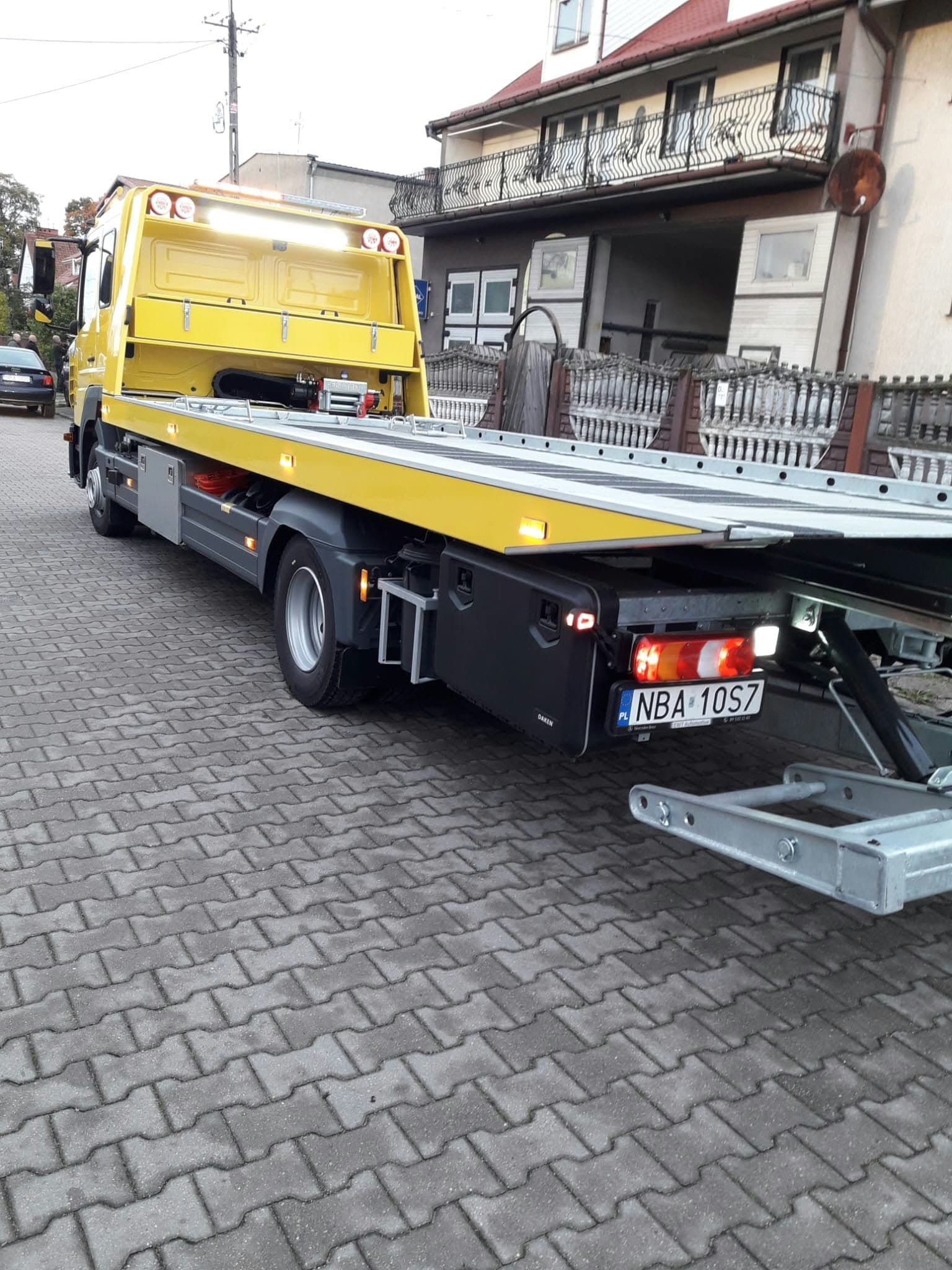 Pomoc drogowa platforma hydrauliczna Mercedes-Benz Atego 1223 – widok 4