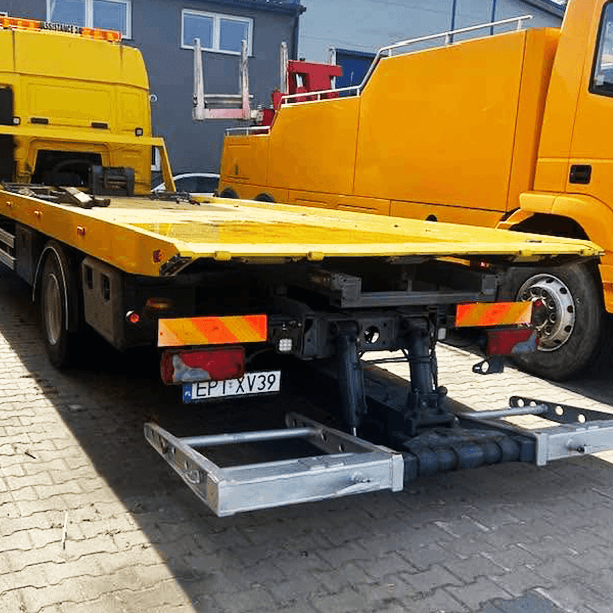 Pomoc drogowa platforma hydrauliczna MAN TGM 12.280 – widok 3